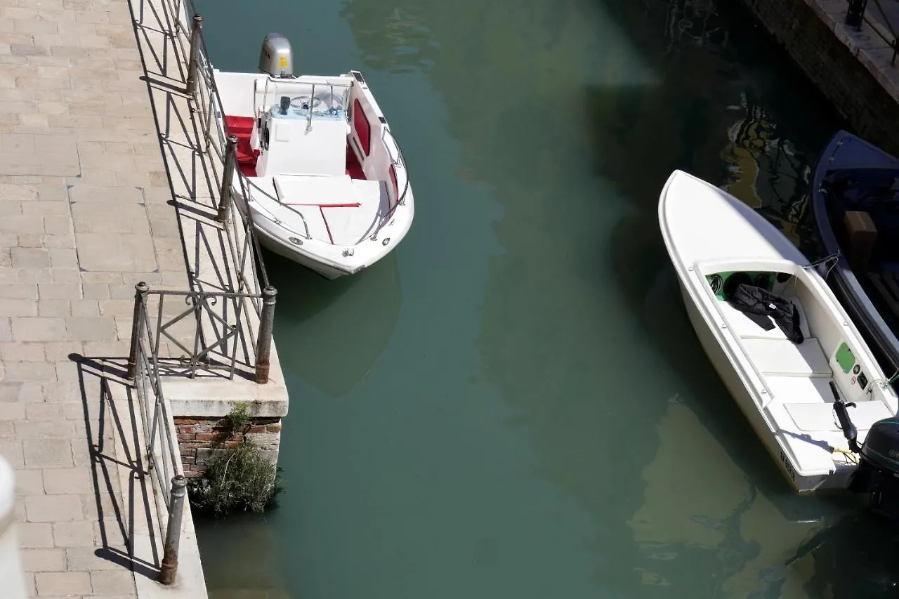 Ca' Scarpa Biennale Apartment Venice