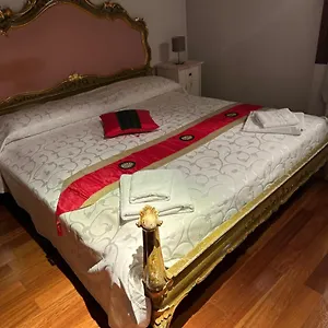 1 Ca'del Traghetto Family Apartment Venice